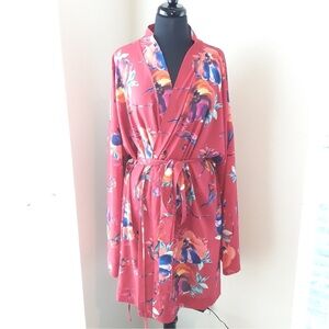 Cacique Red floral short robe with a sash 26/28